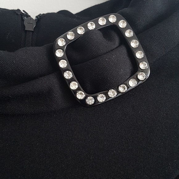 Beautiful dress for 10 year olds girl - Picture 2 of 3